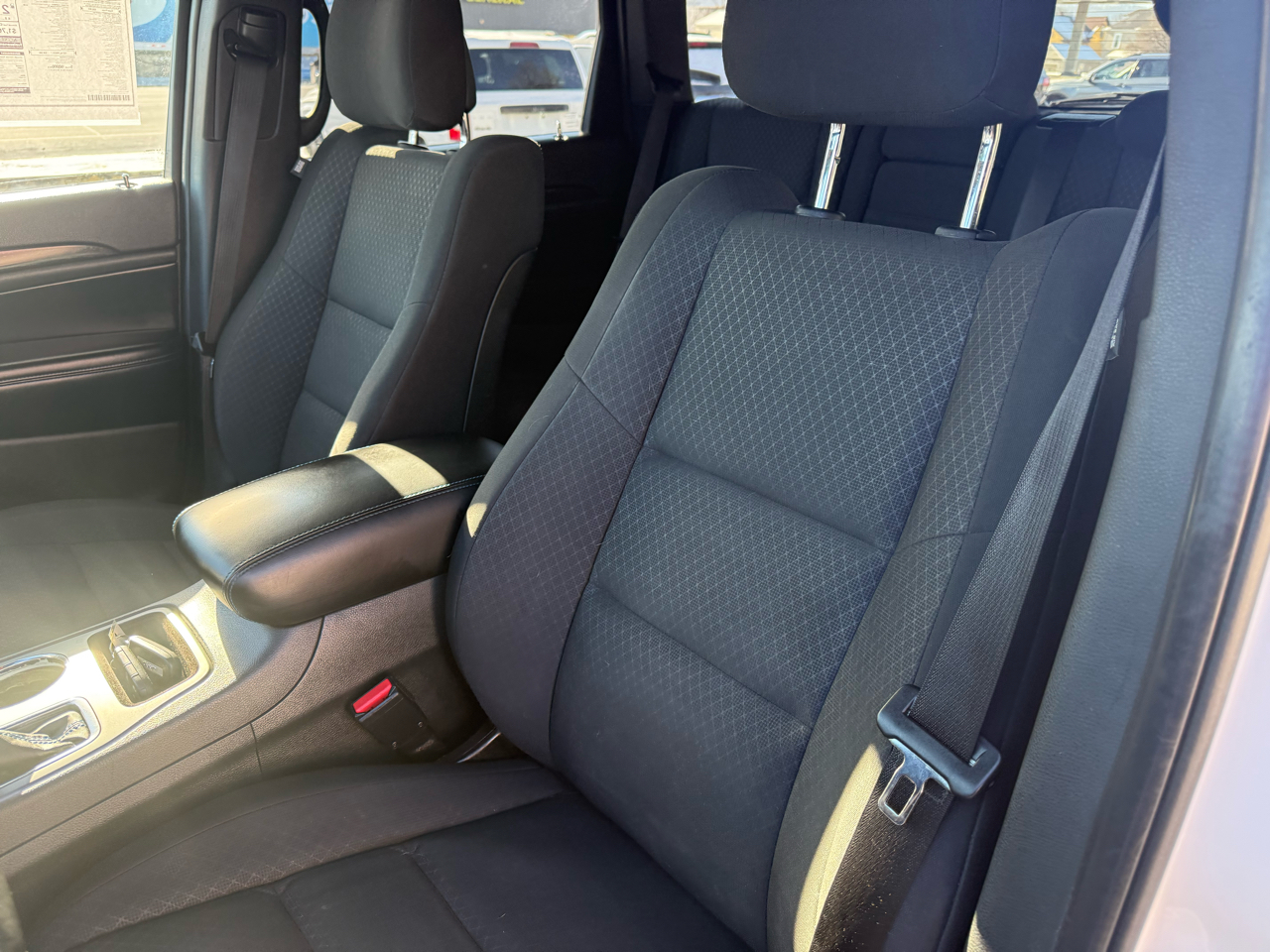 Jeep Grand Cherokee Laredo 4WD 2018