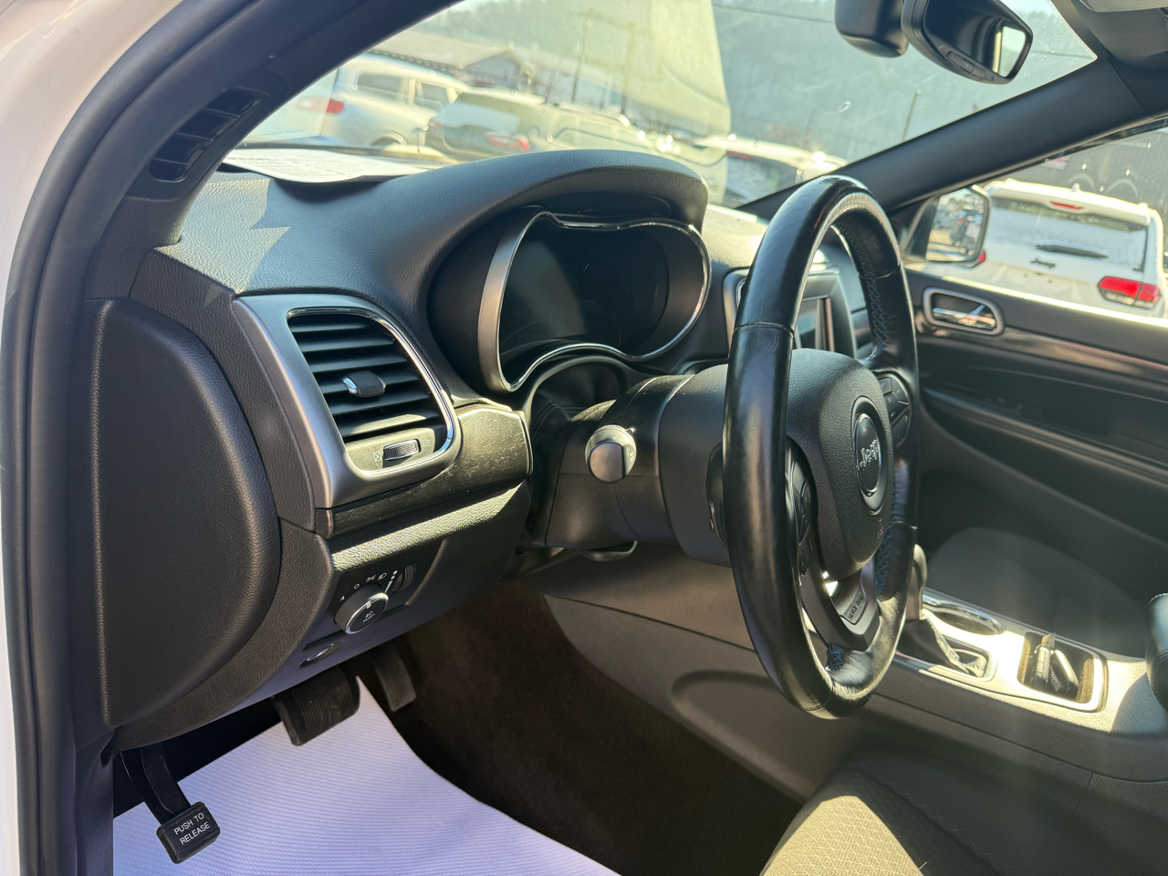 Jeep Grand Cherokee Laredo 4WD 2018