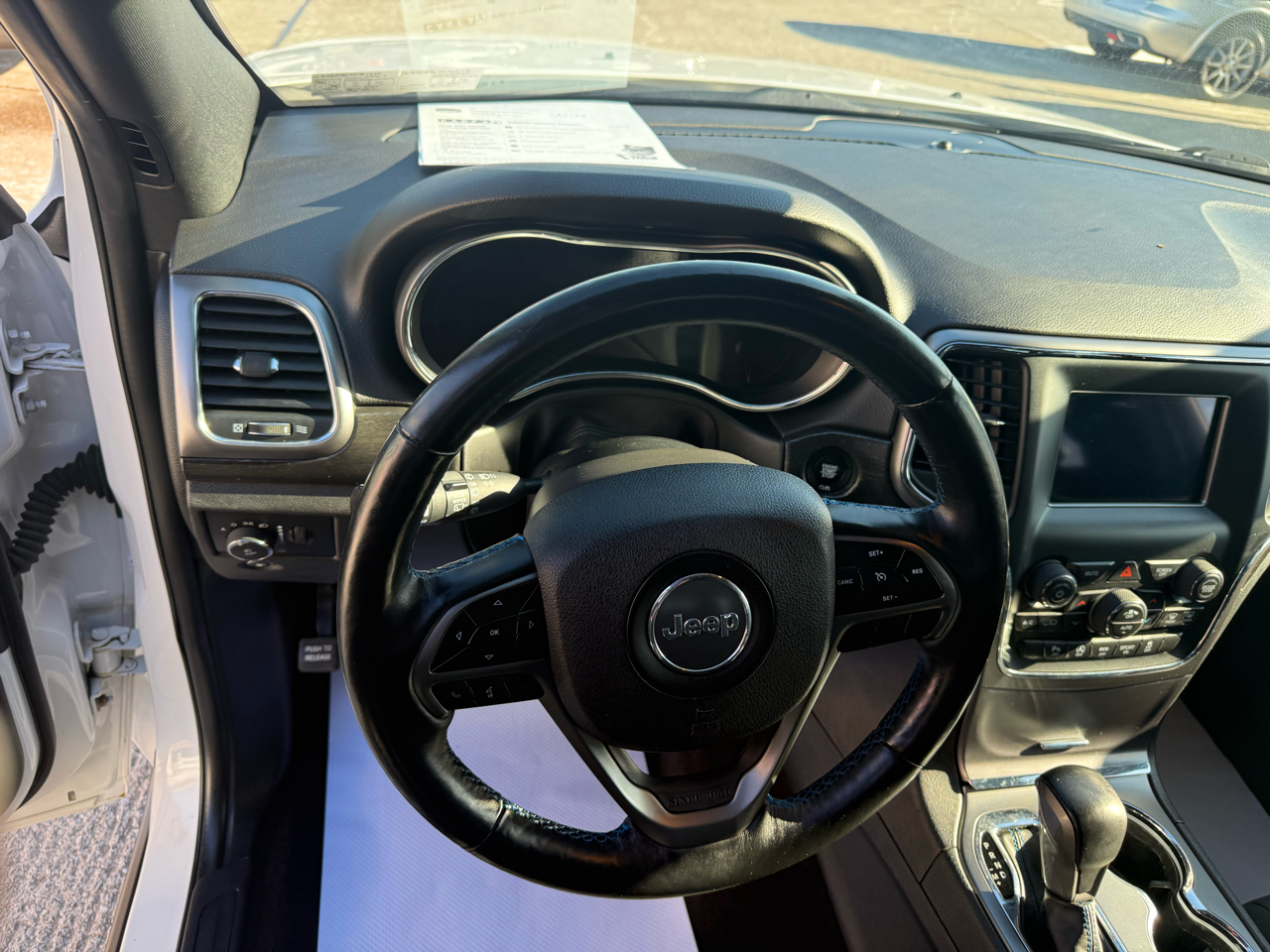 Jeep Grand Cherokee Laredo 4WD 2018