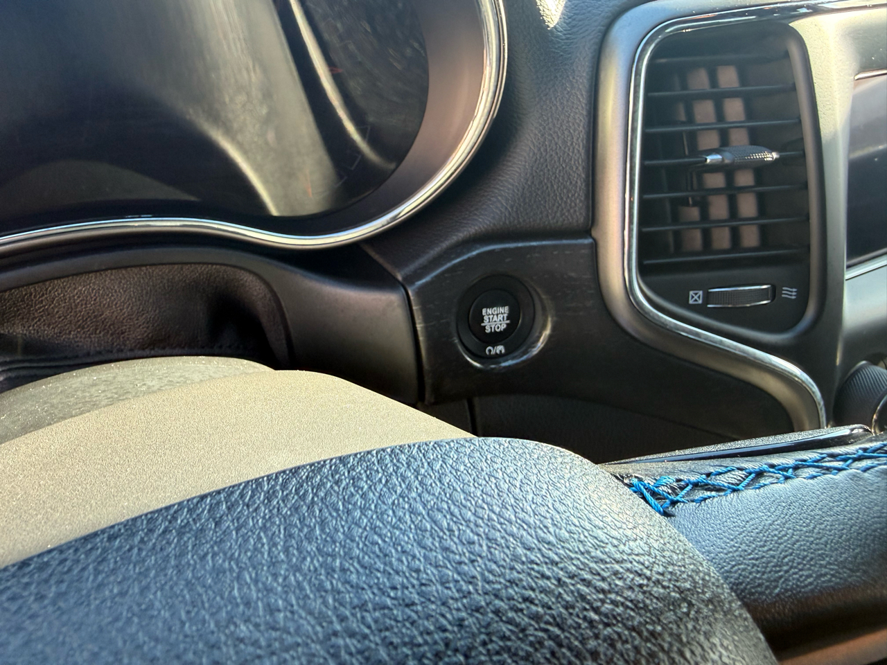 Jeep Grand Cherokee Laredo 4WD 2018