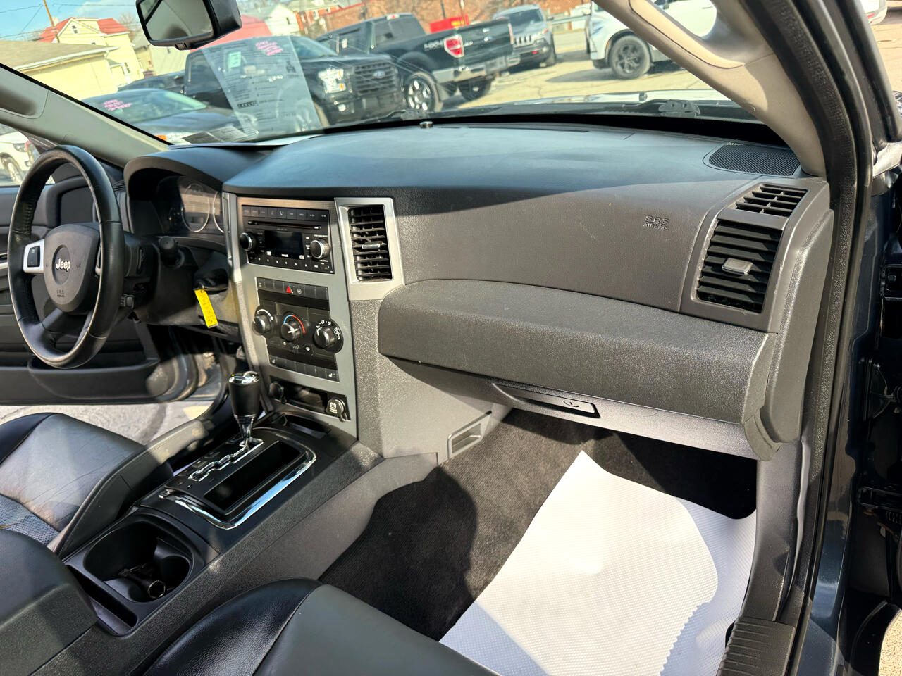 Jeep Grand Cherokee Laredo 4WD 2008