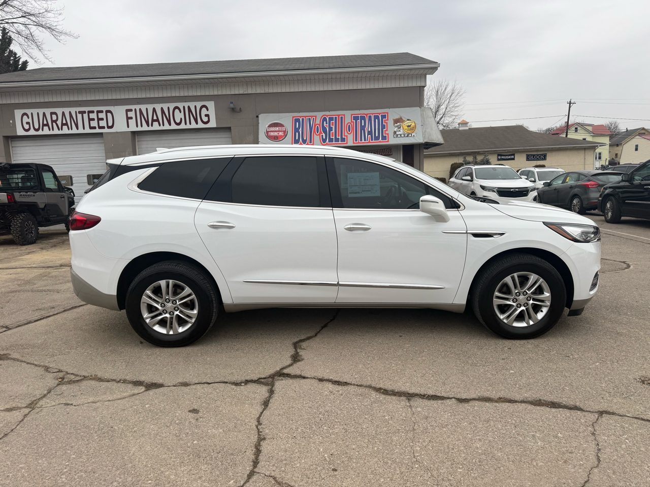 Buick Enclave Essence AWD 2020