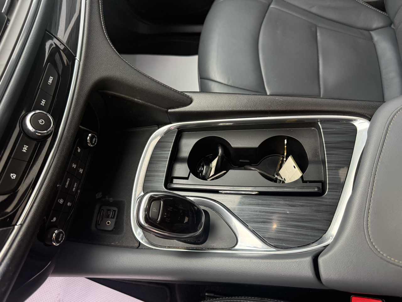 Buick Enclave Essence AWD 2020