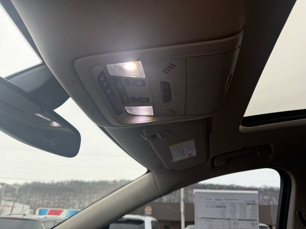 Buick Enclave Essence AWD 2020