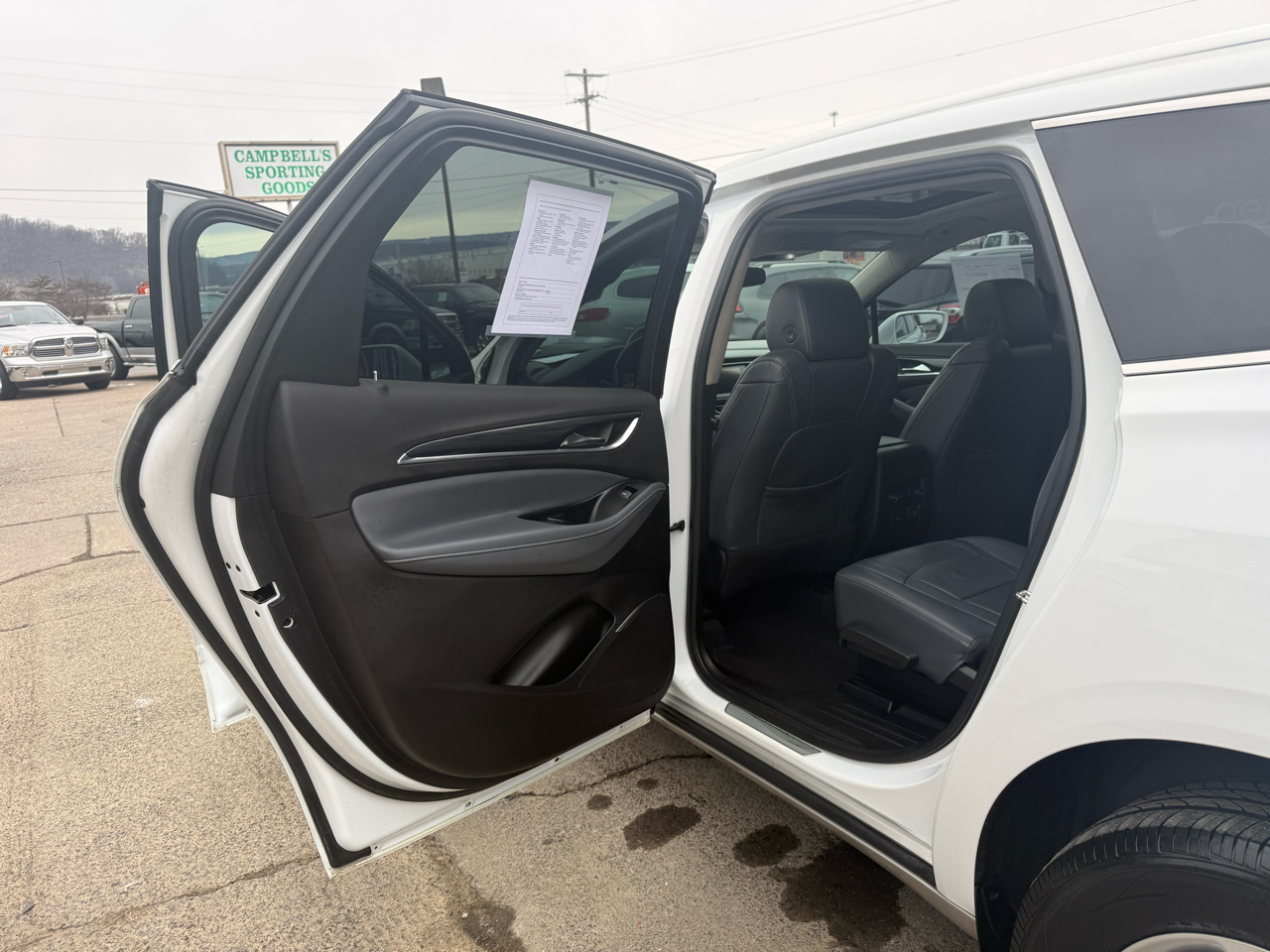 Buick Enclave Essence AWD 2020