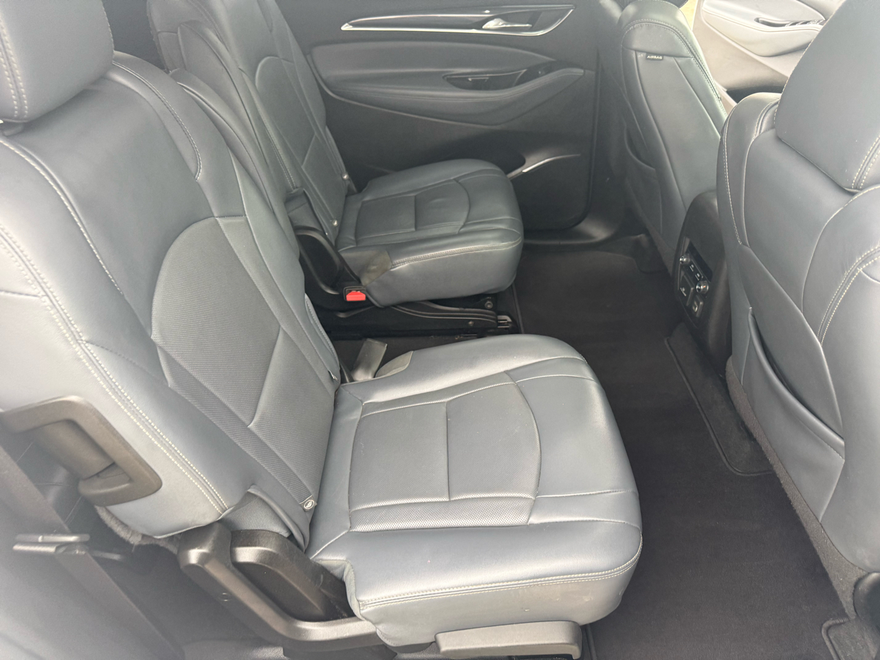 Buick Enclave Essence AWD 2020