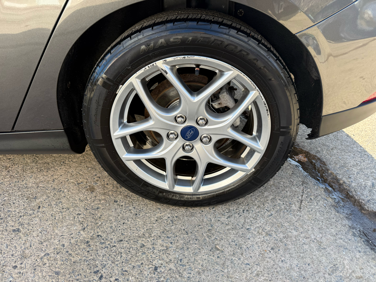 Ford Focus SE Hatch 2015