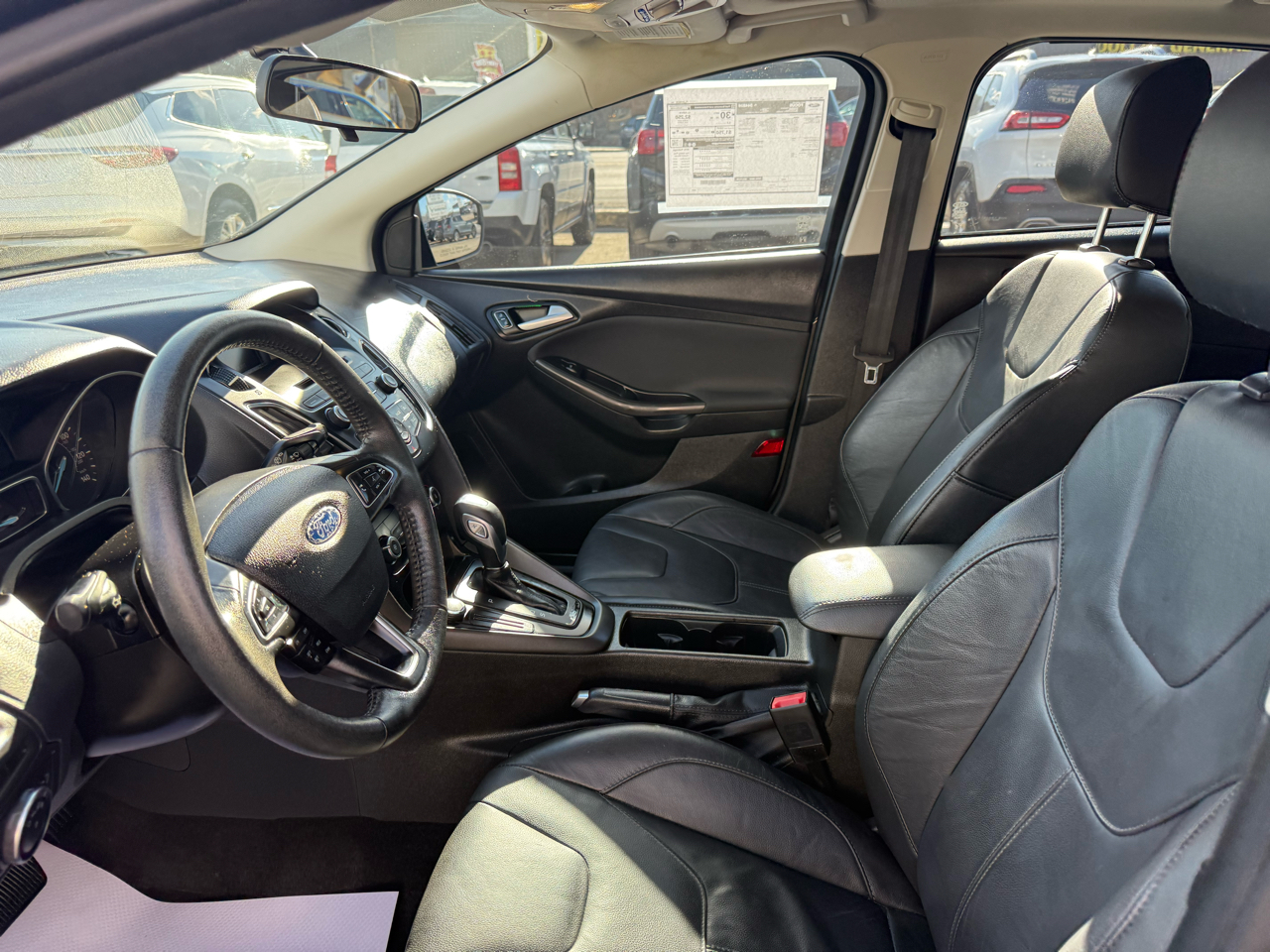 Ford Focus SE Hatch 2015