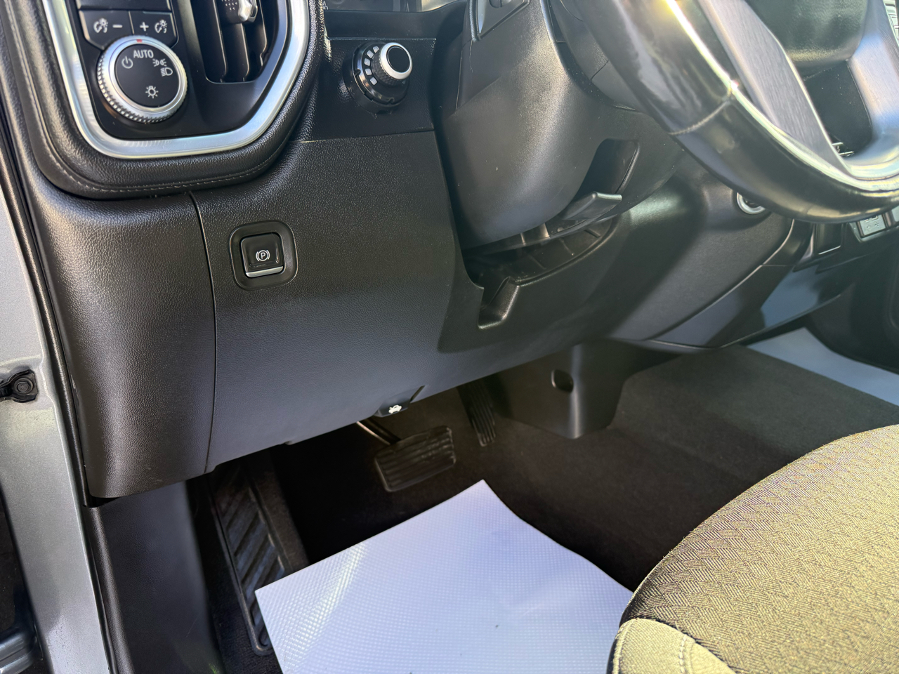 GMC Sierra 1500 SLE Double Cab 4WD 2019