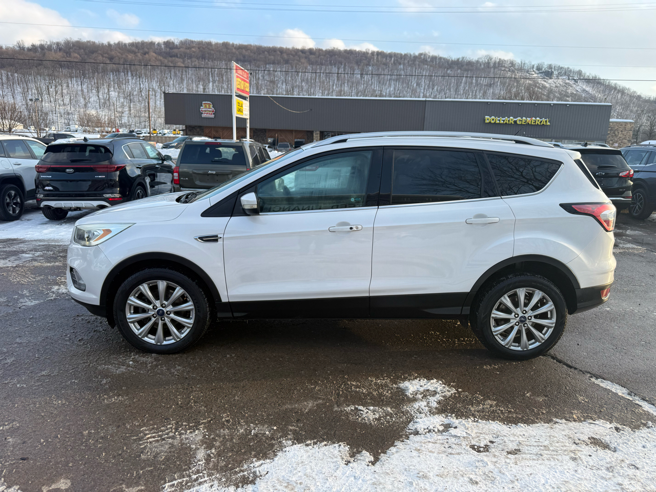 Ford Escape Titanium 4WD 2017