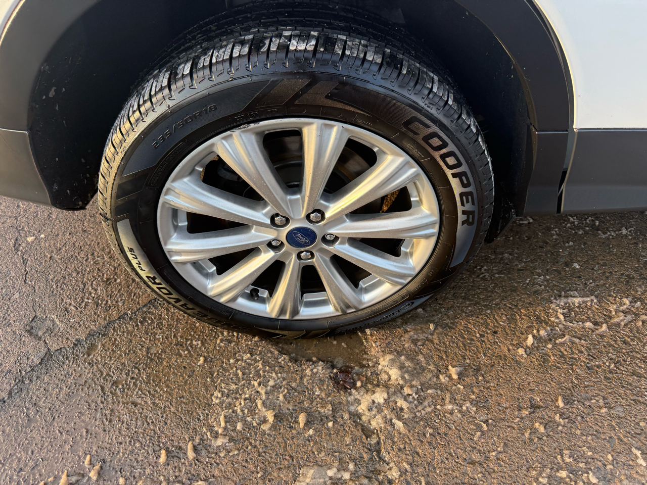 Ford Escape Titanium 4WD 2017