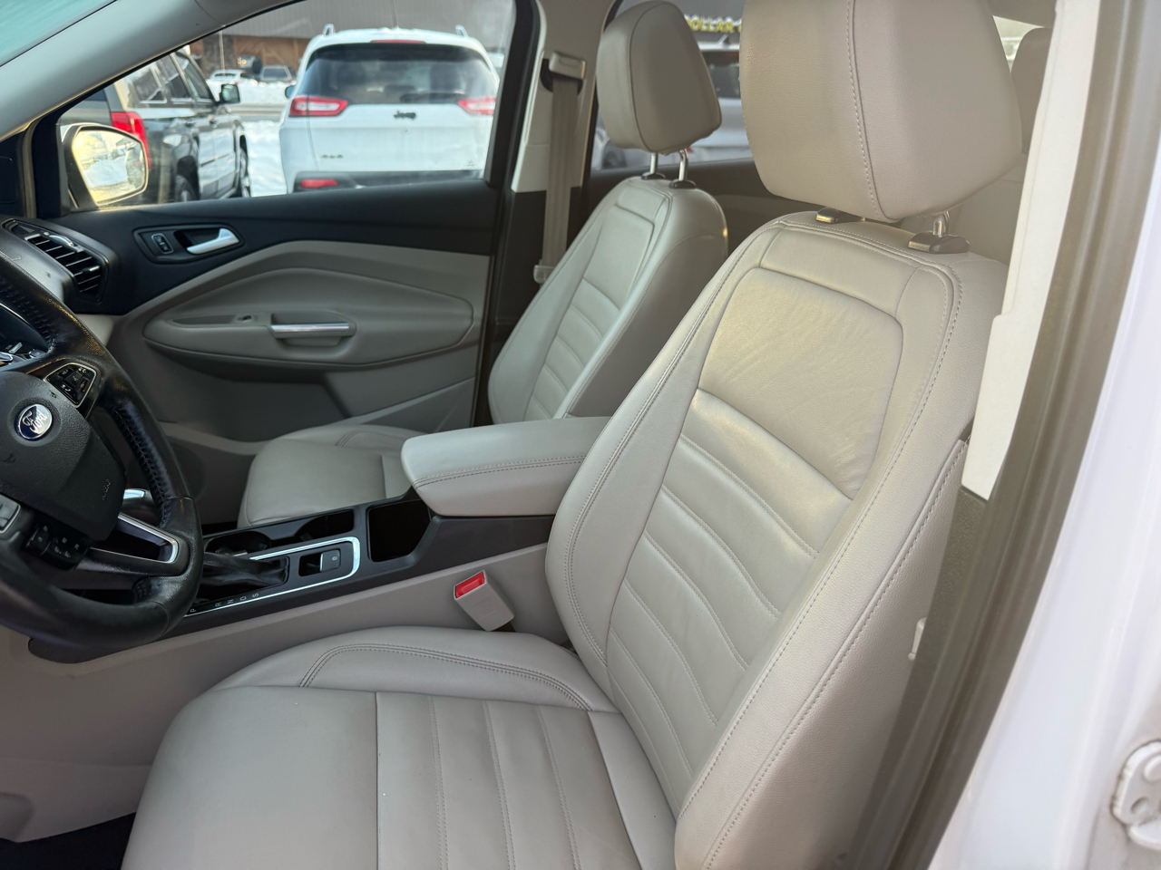 Ford Escape Titanium 4WD 2017