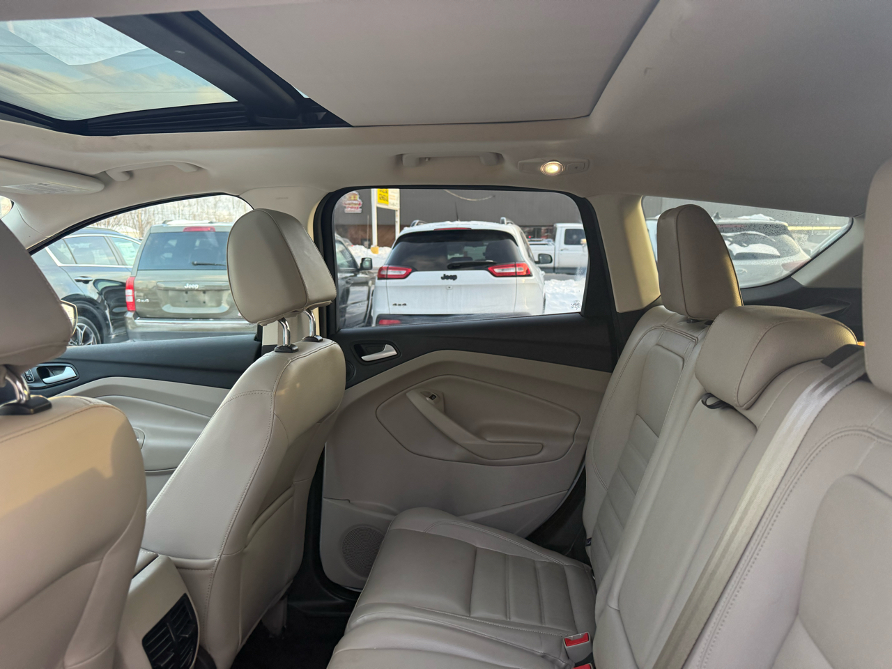 Ford Escape Titanium 4WD 2017