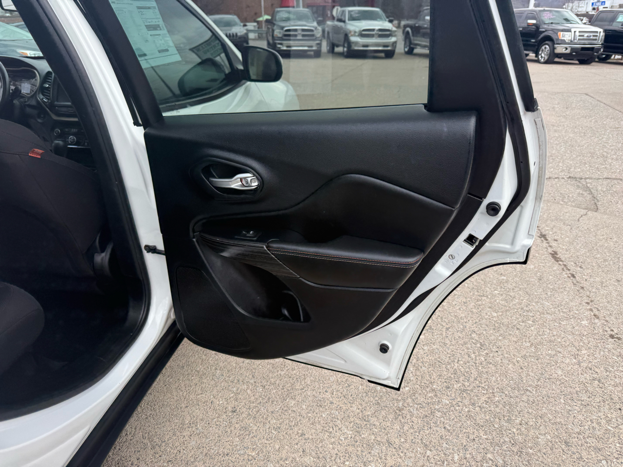 Jeep Cherokee Latitude 4WD 2017