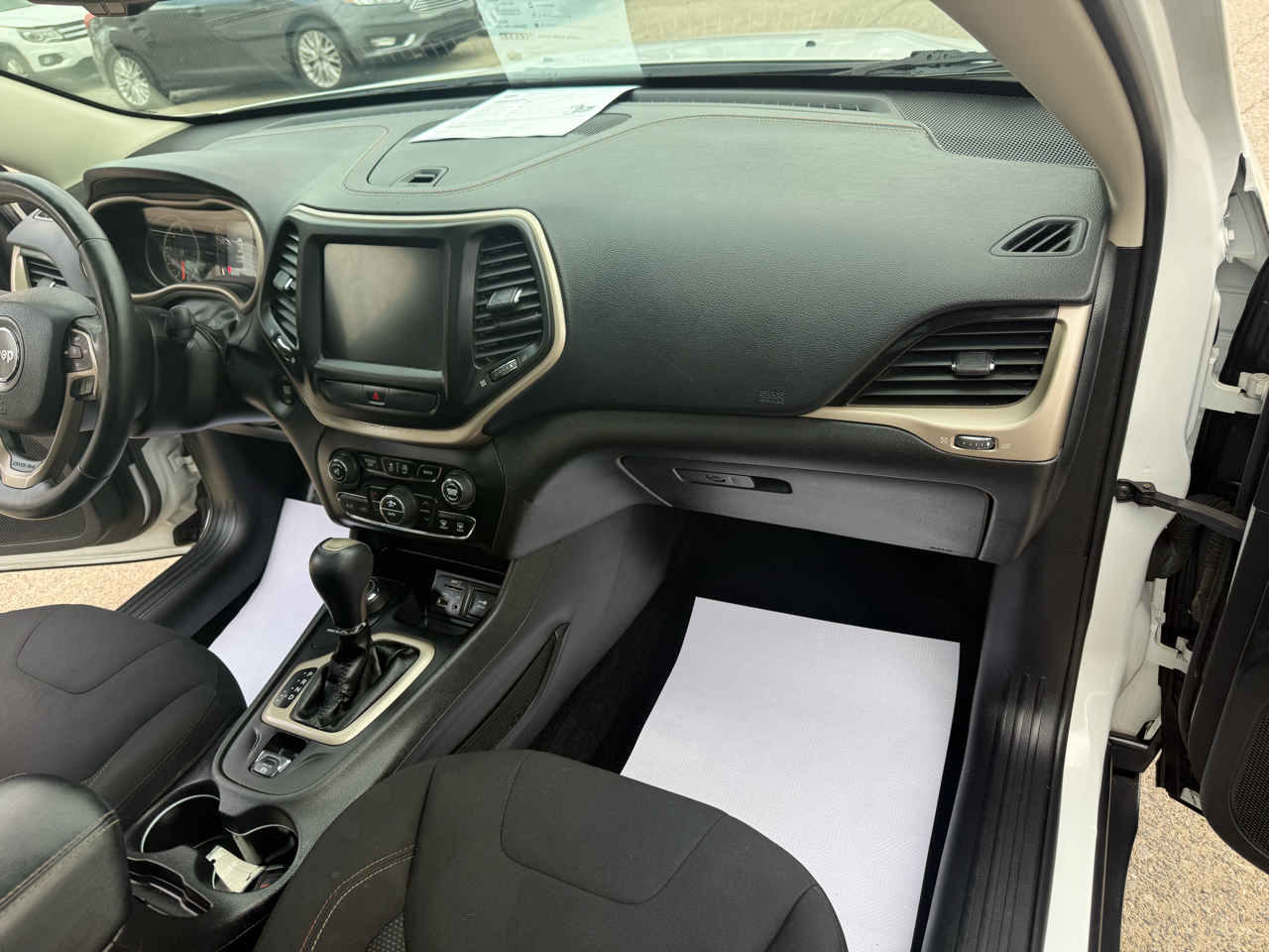 Jeep Cherokee Latitude 4WD 2017