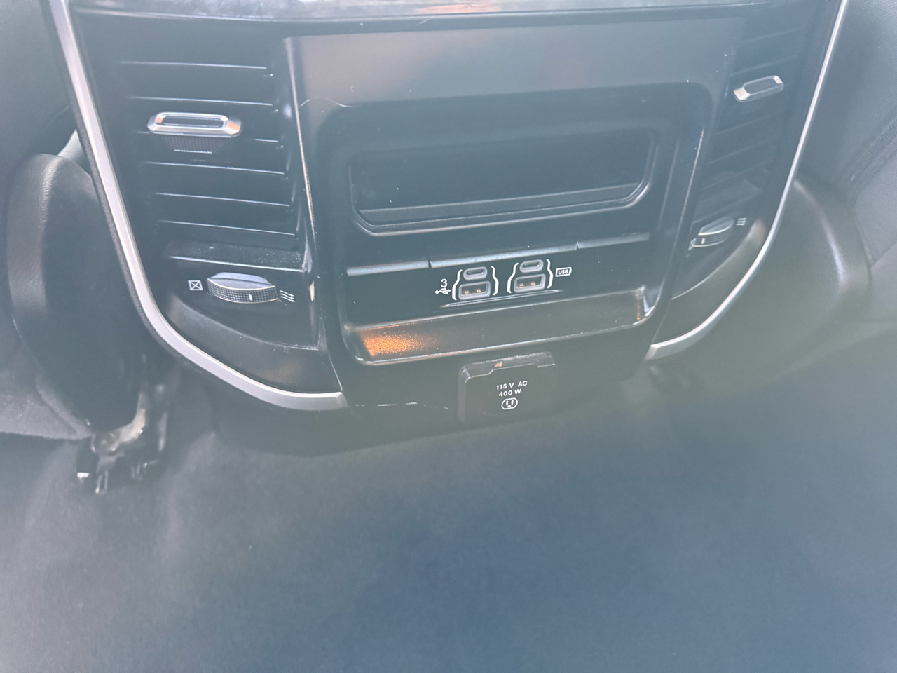 RAM 1500 Big Horn Quad Cab 4WD 2020