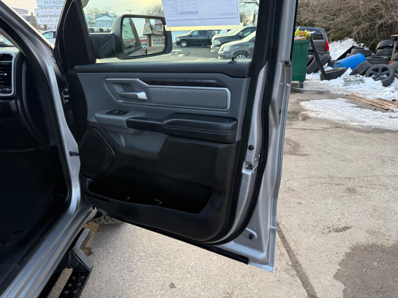 RAM 1500 Big Horn Quad Cab 4WD 2020