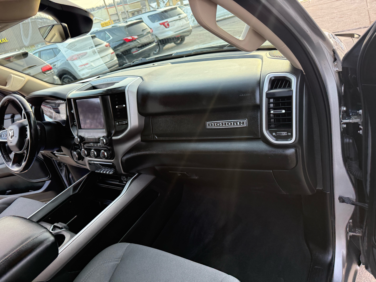 RAM 1500 Big Horn Quad Cab 4WD 2020