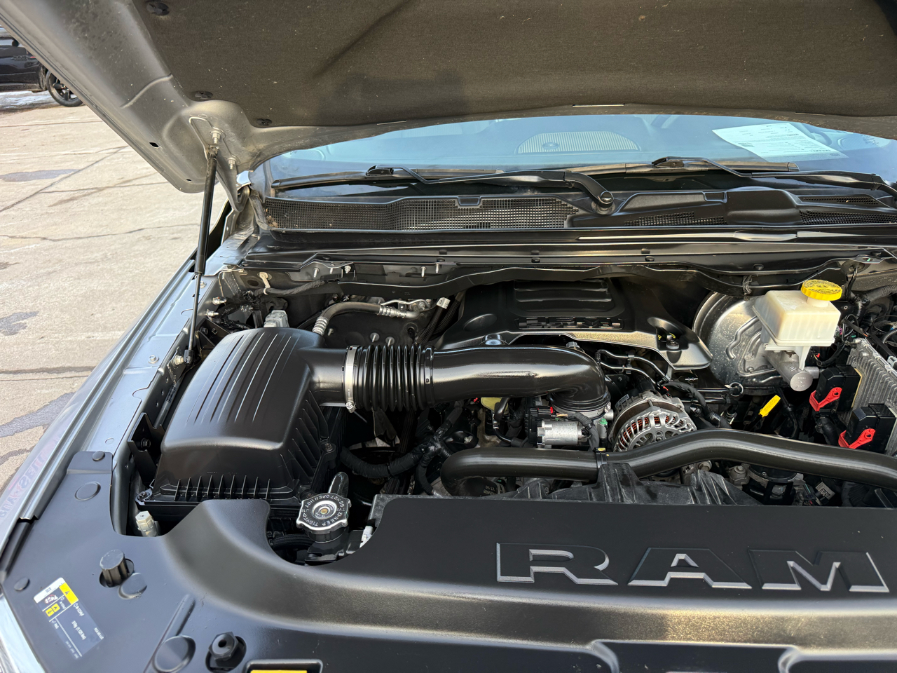 RAM 1500 Big Horn Quad Cab 4WD 2020