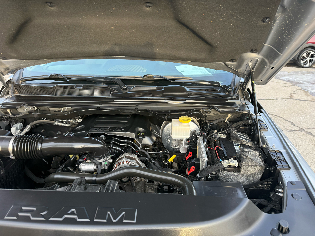 RAM 1500 Big Horn Quad Cab 4WD 2020