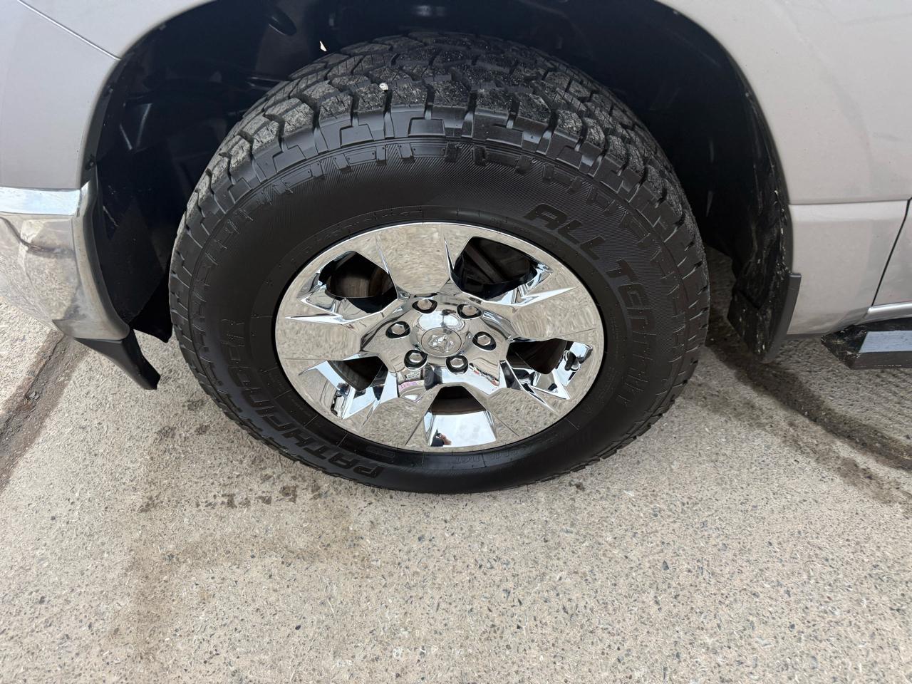 RAM 1500 Big Horn Quad Cab 4WD 2020