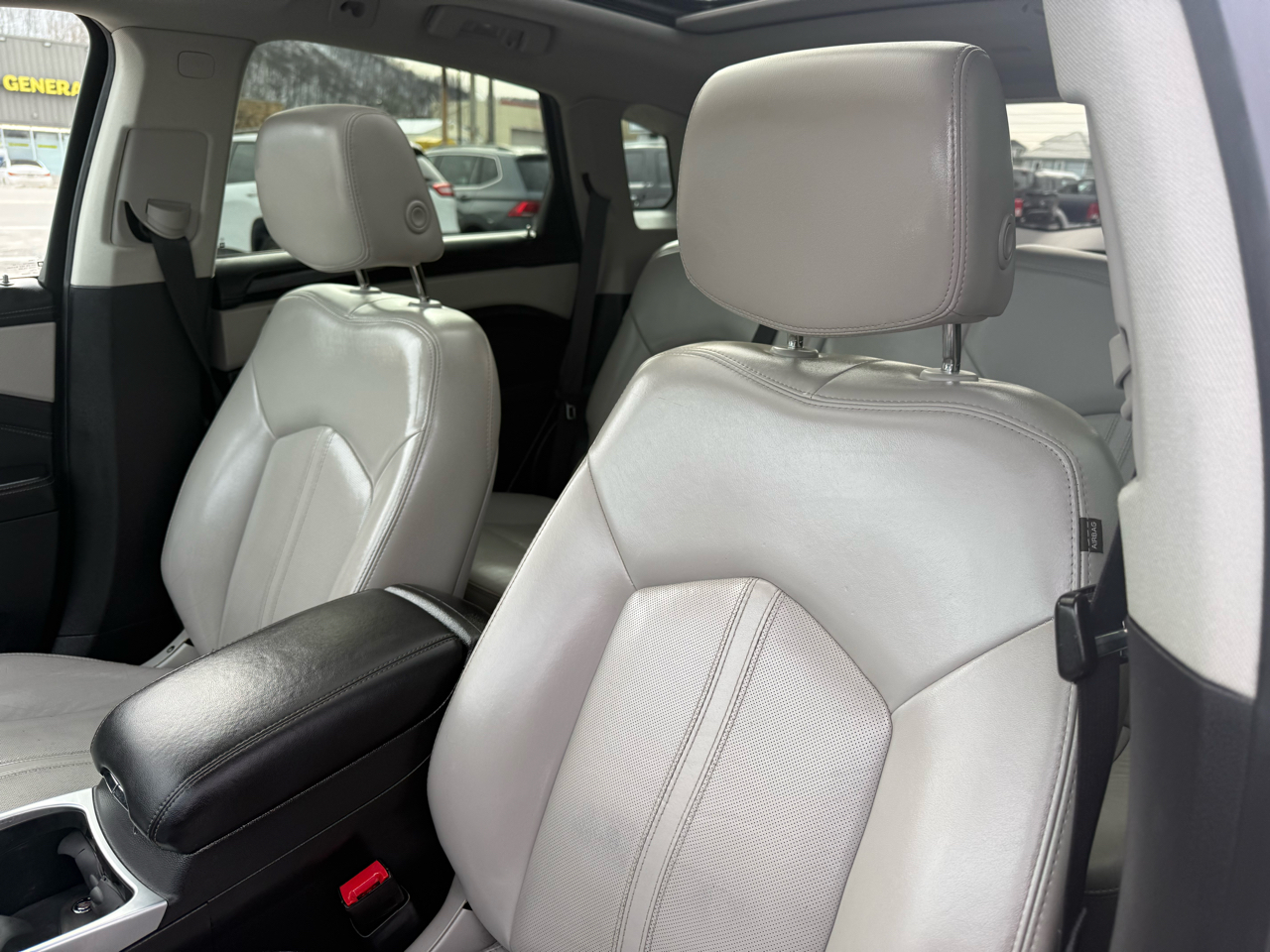 Cadillac SRX Premium Collection AWD 2015