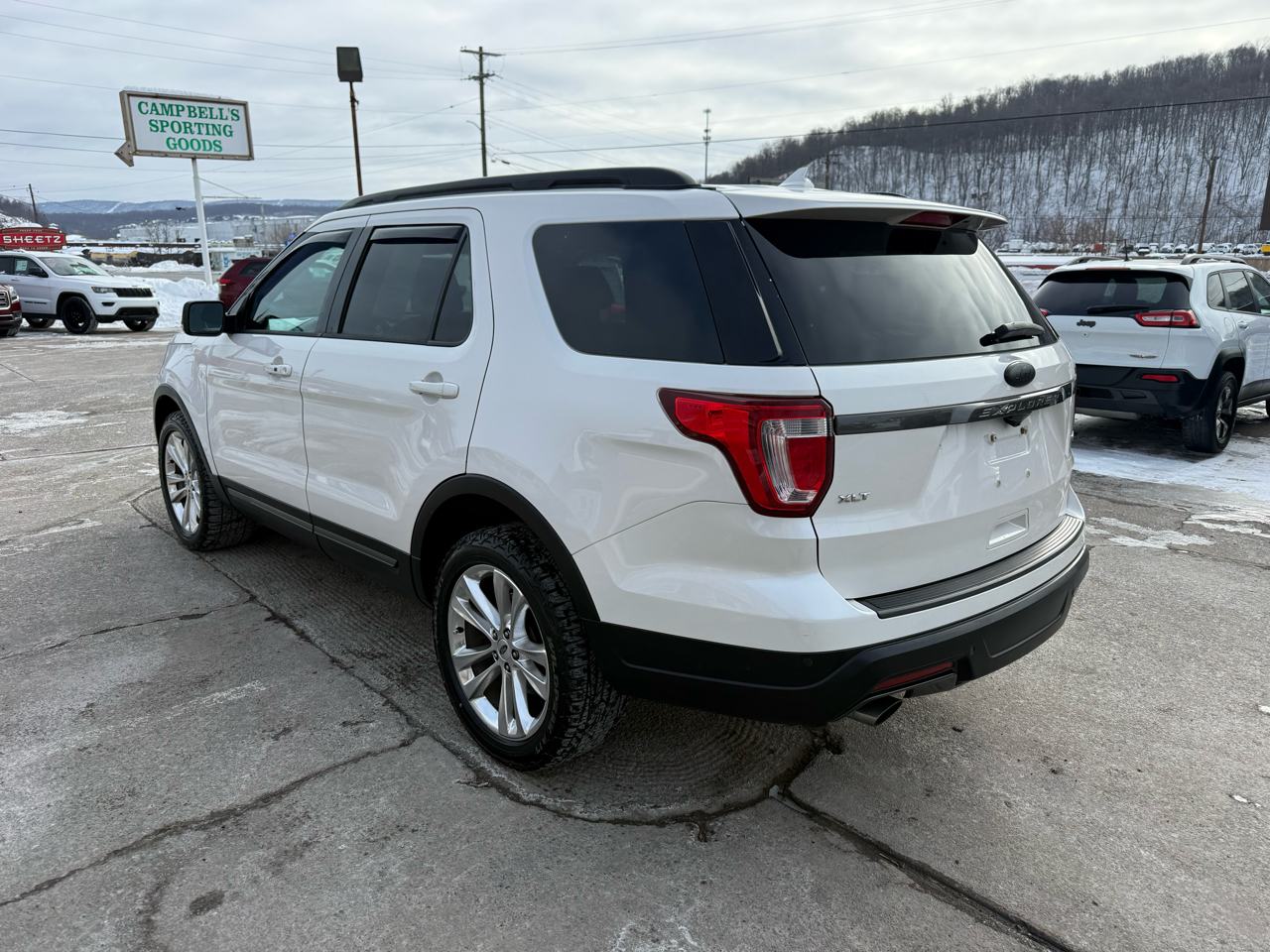 Ford Explorer XLT 4WD 2018
