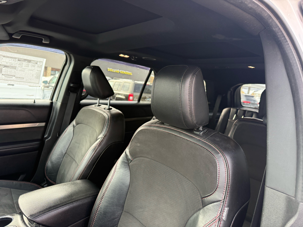 Ford Explorer XLT 4WD 2018