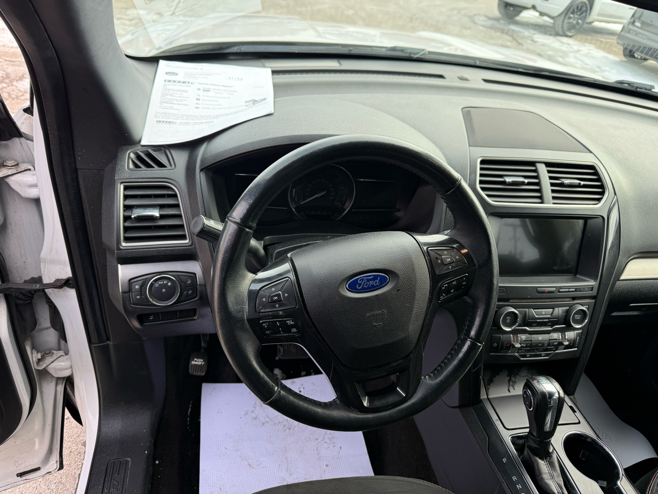 Ford Explorer XLT 4WD 2018