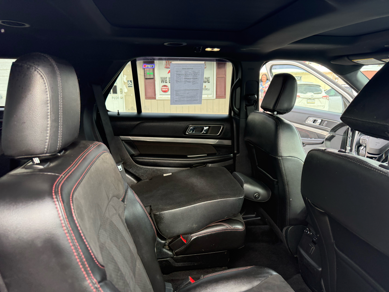 Ford Explorer XLT 4WD 2018