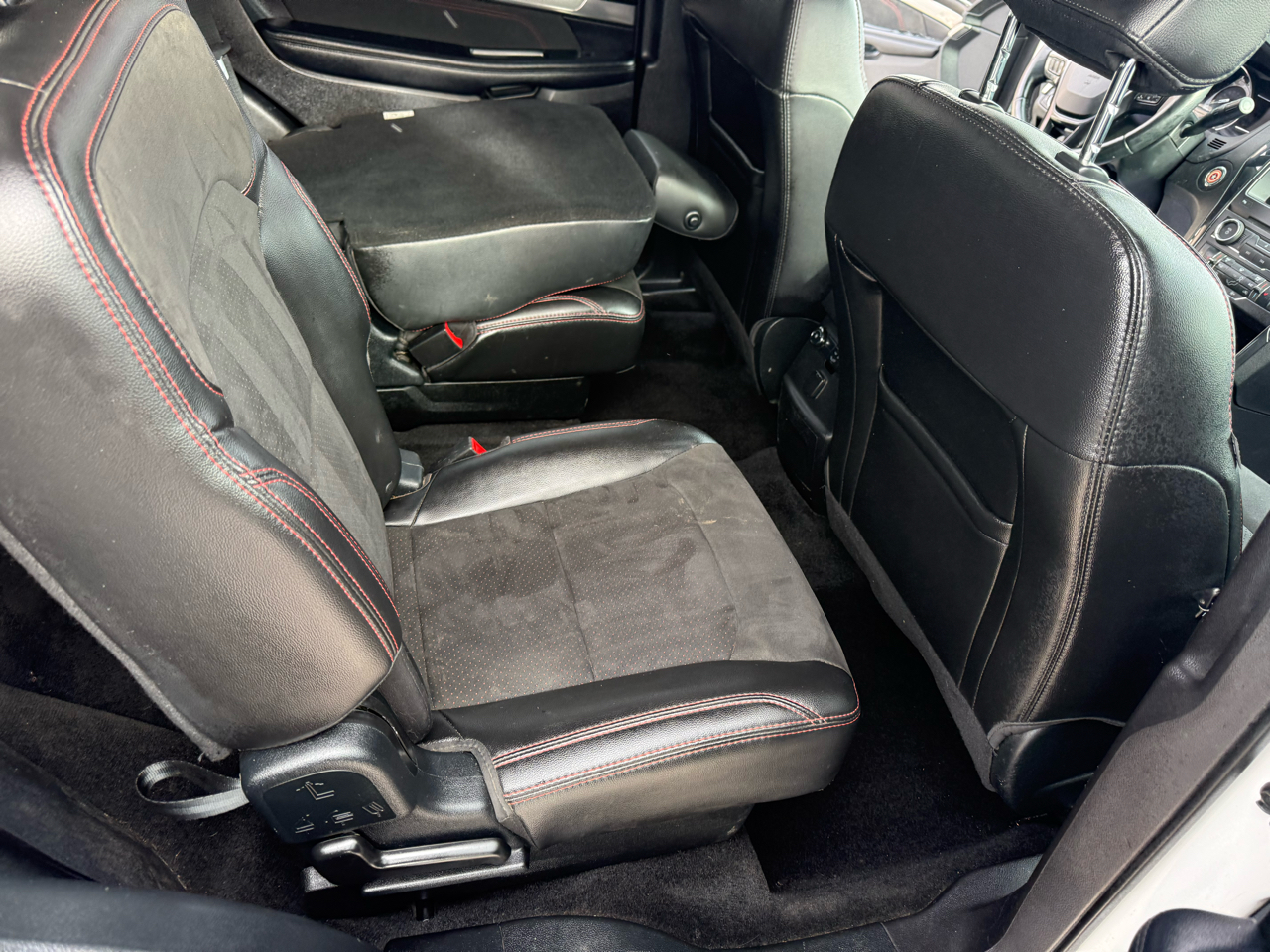 Ford Explorer XLT 4WD 2018