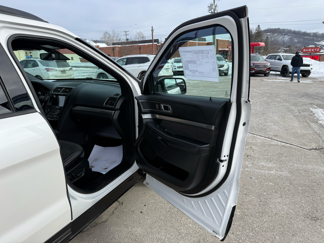 Ford Explorer XLT 4WD 2018