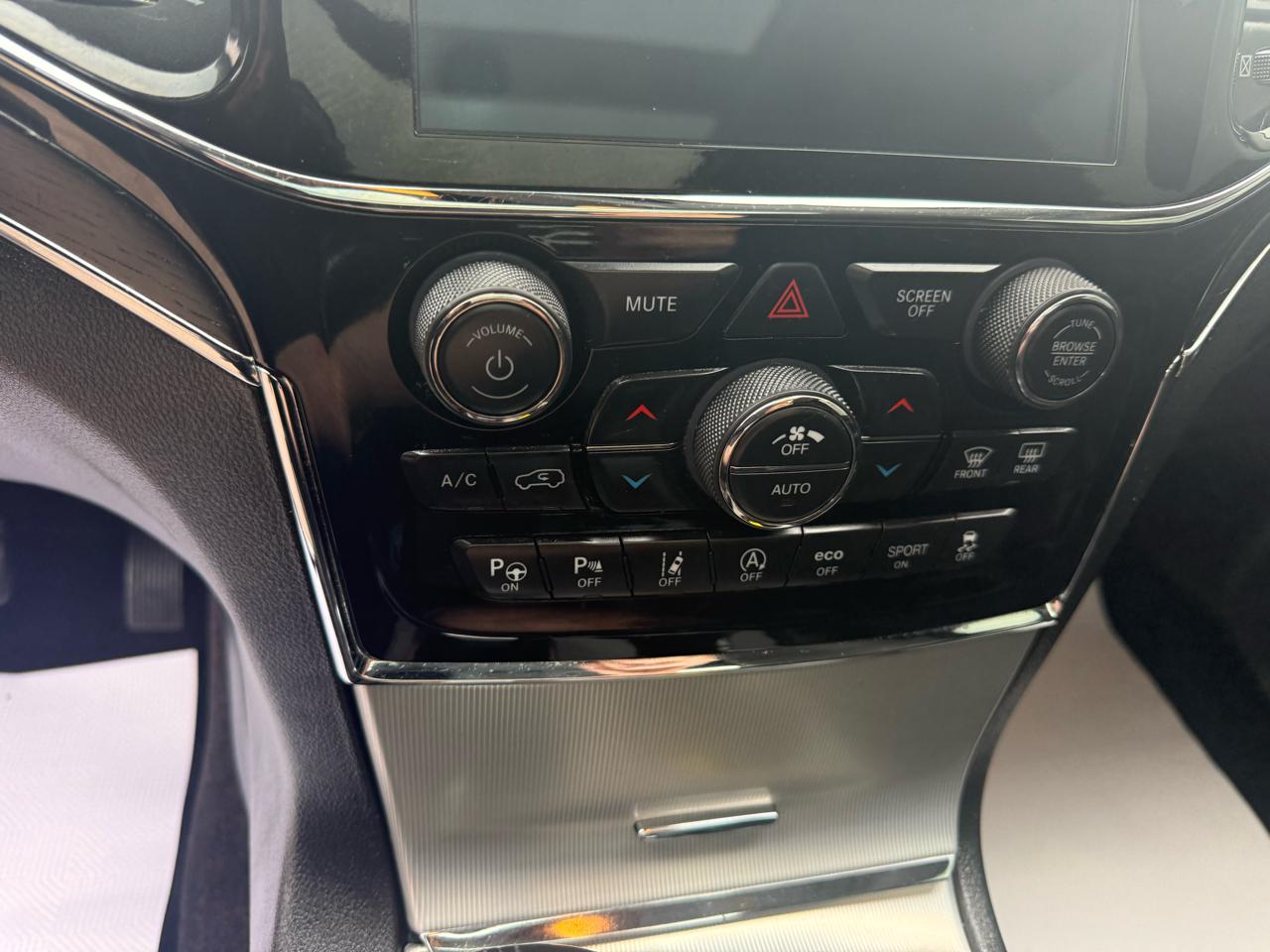 Jeep Grand Cherokee Summit 4WD 2019