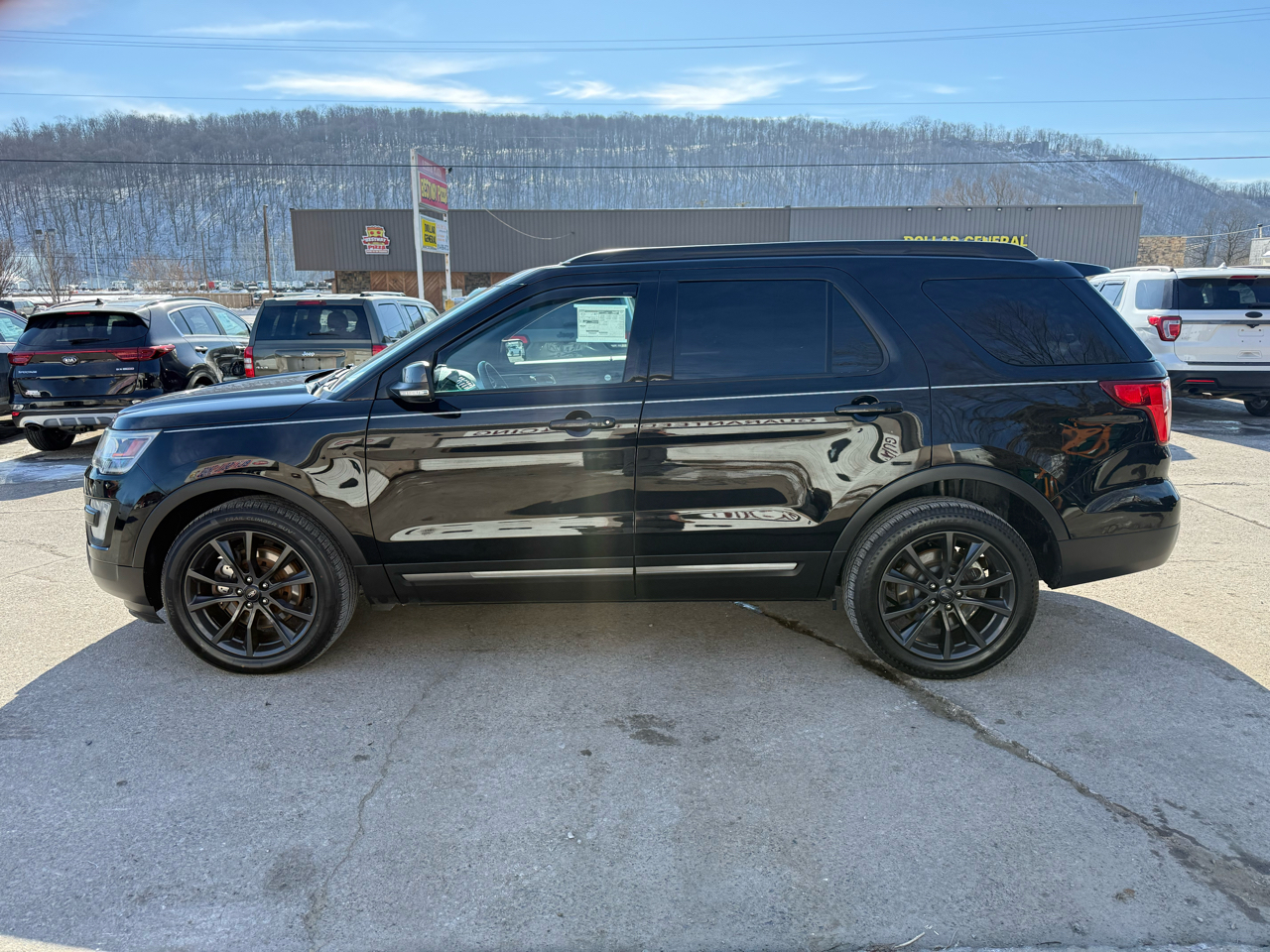 Ford Explorer XLT 4WD 2017