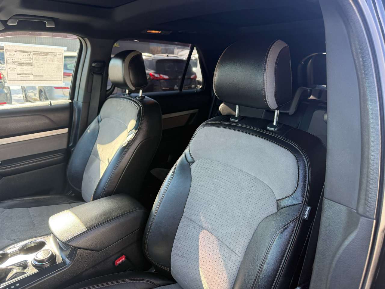 Ford Explorer XLT 4WD 2017