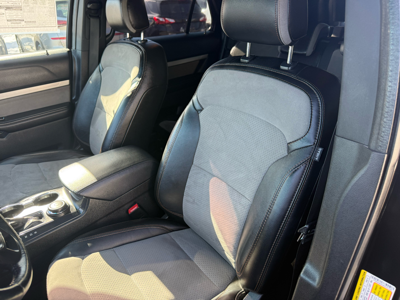 Ford Explorer XLT 4WD 2017