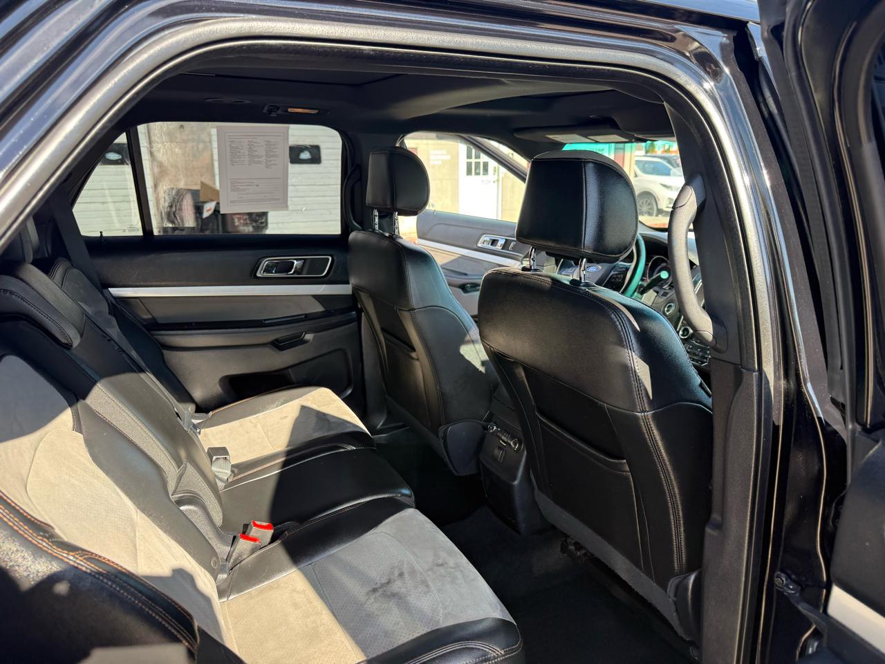 Ford Explorer XLT 4WD 2017