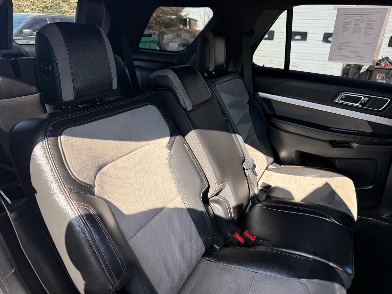 Ford Explorer XLT 4WD 2017