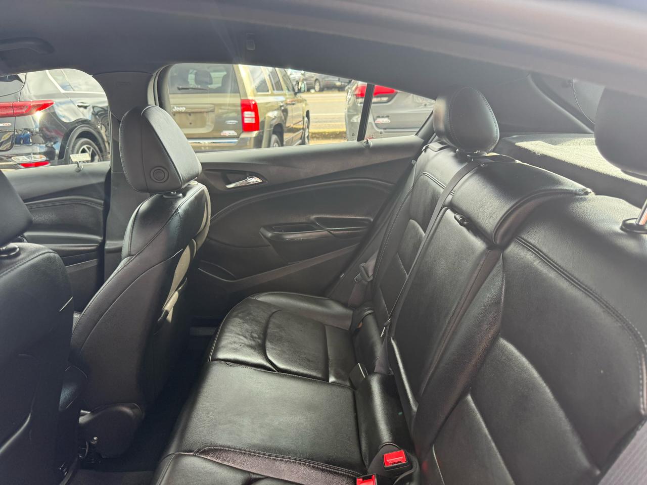 Chevrolet Cruze Premier Hatchback 2017