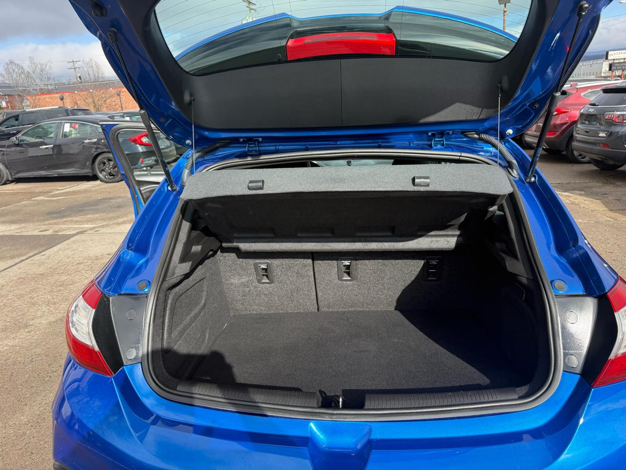 Chevrolet Cruze Premier Hatchback 2017