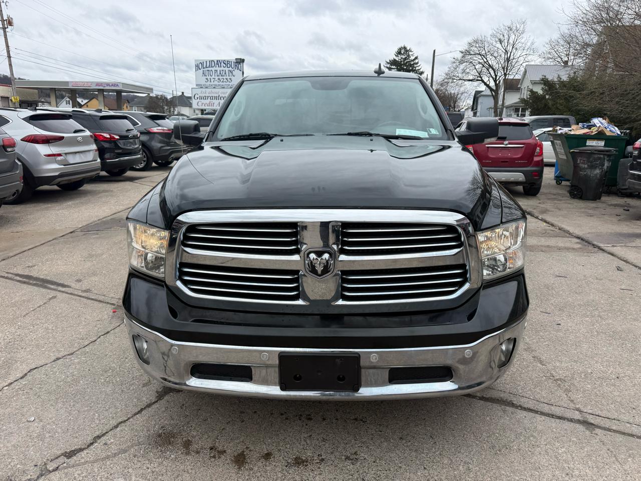 RAM 1500 SLT Crew Cab SWB 4WD 2017