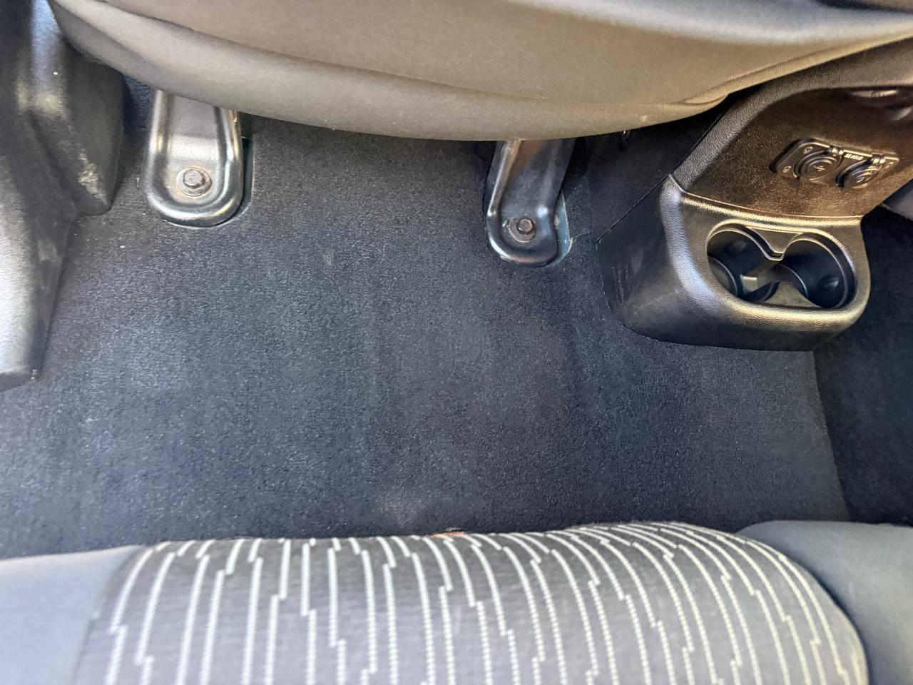 Jeep Wrangler Unlimited Sahara 4WD 2012