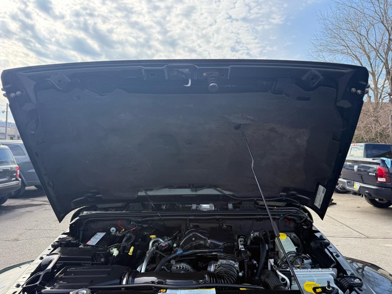 Jeep Wrangler Unlimited Sahara 4WD 2012