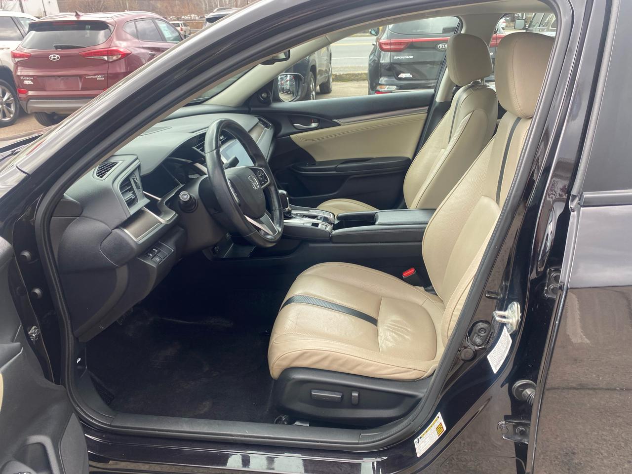 Honda Civic Touring Sedan CVT 2016