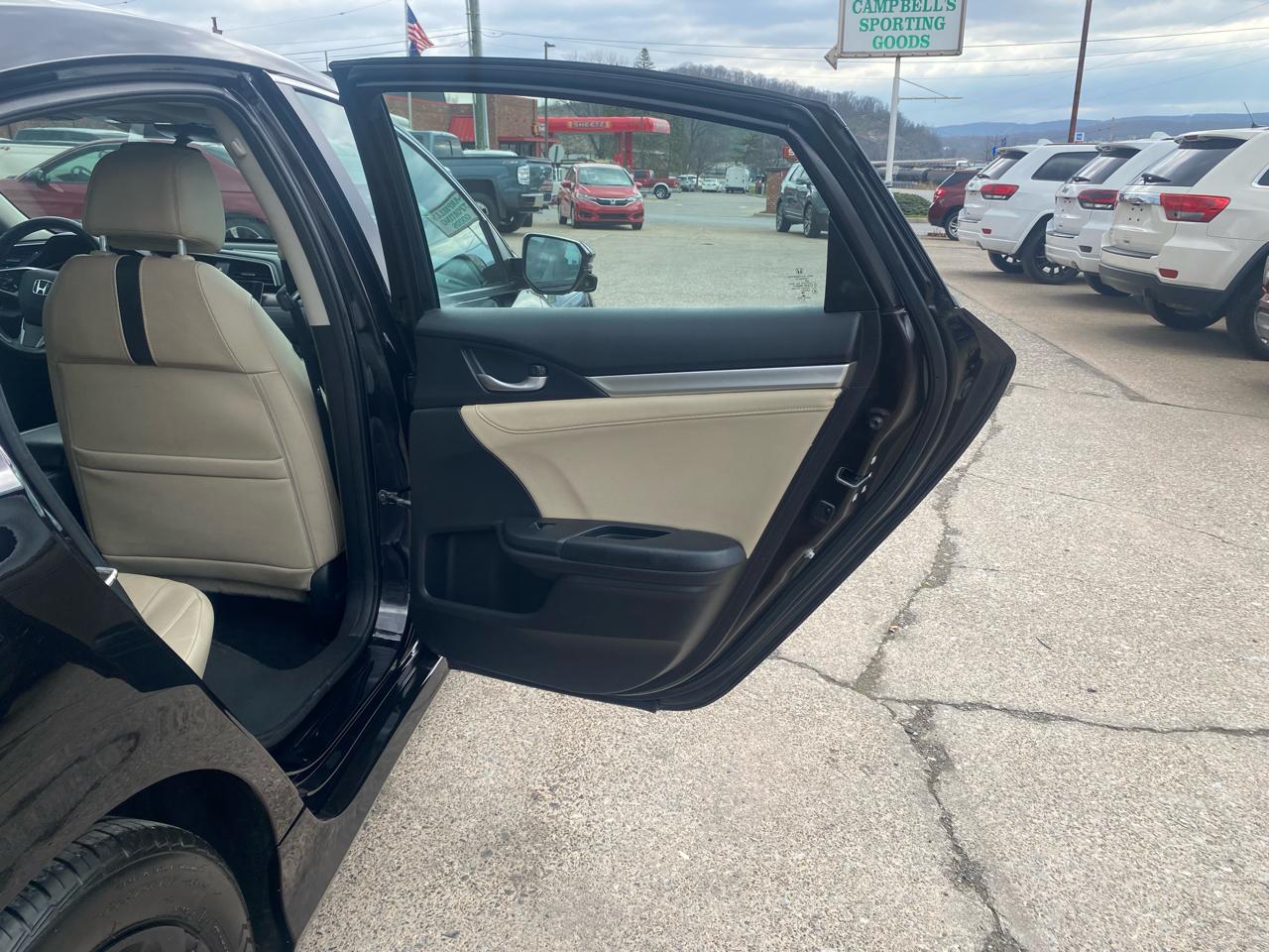 Honda Civic Touring Sedan CVT 2016