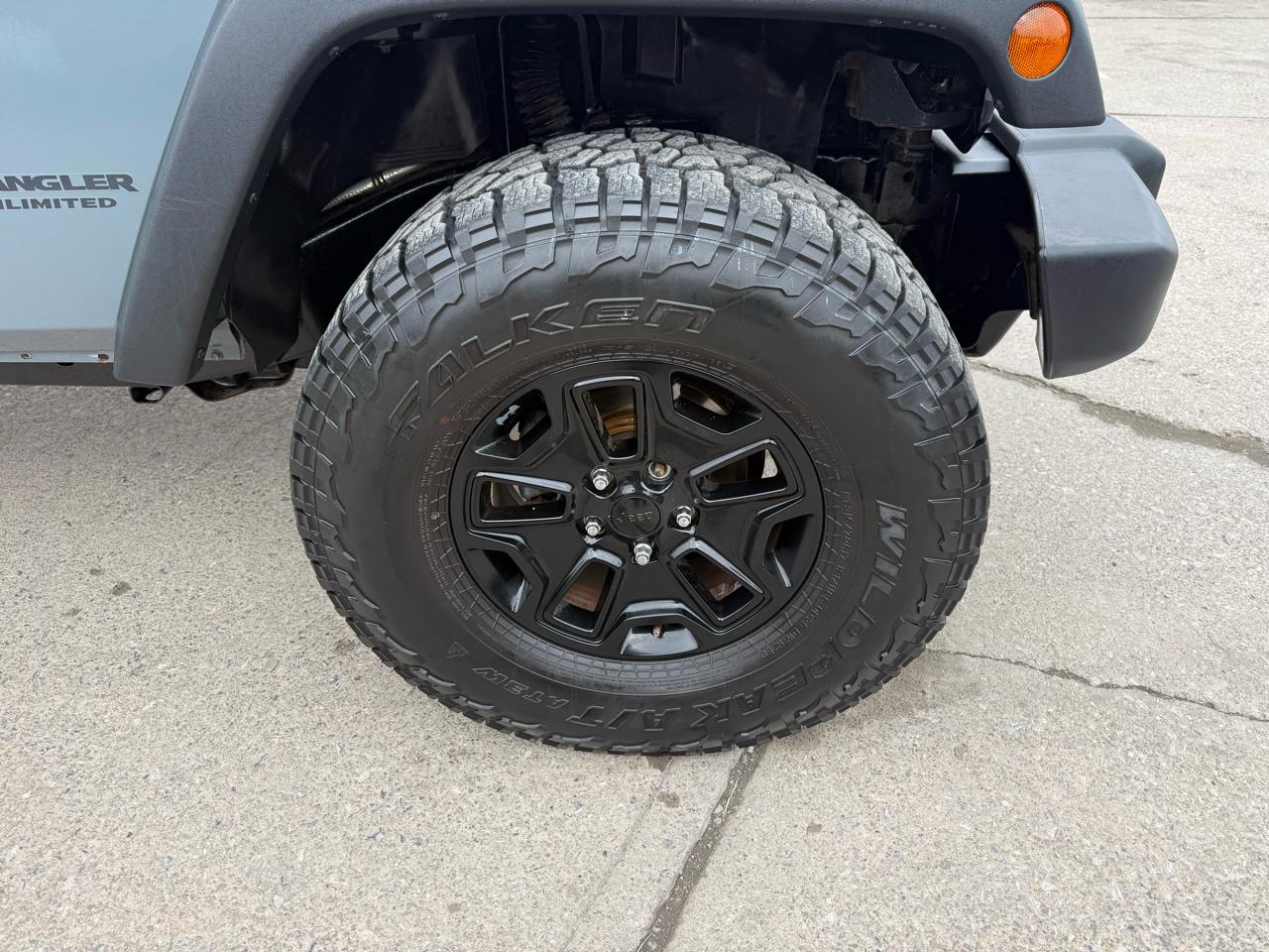 Jeep Wrangler Unlimited Sport 4WD 2015