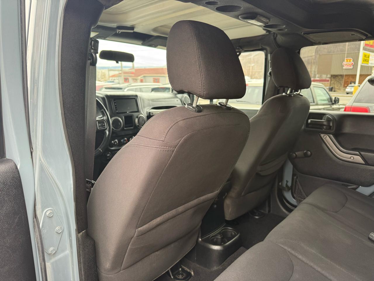 Jeep Wrangler Unlimited Sport 4WD 2015