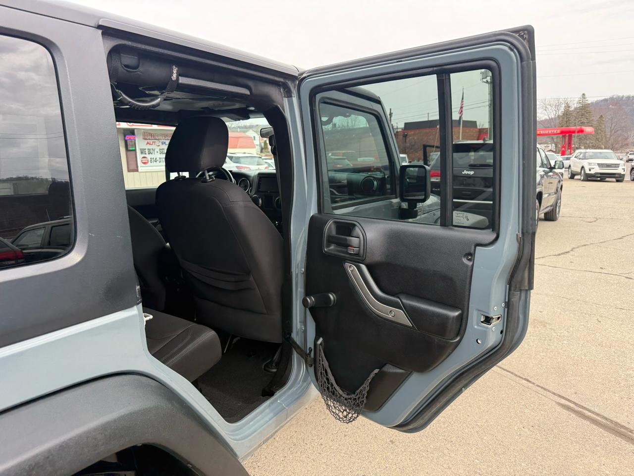 Jeep Wrangler Unlimited Sport 4WD 2015