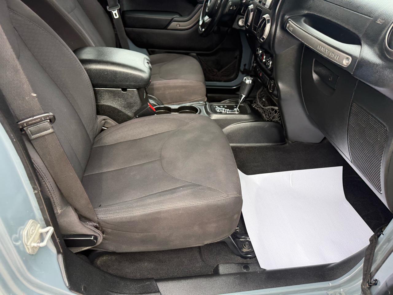 Jeep Wrangler Unlimited Sport 4WD 2015