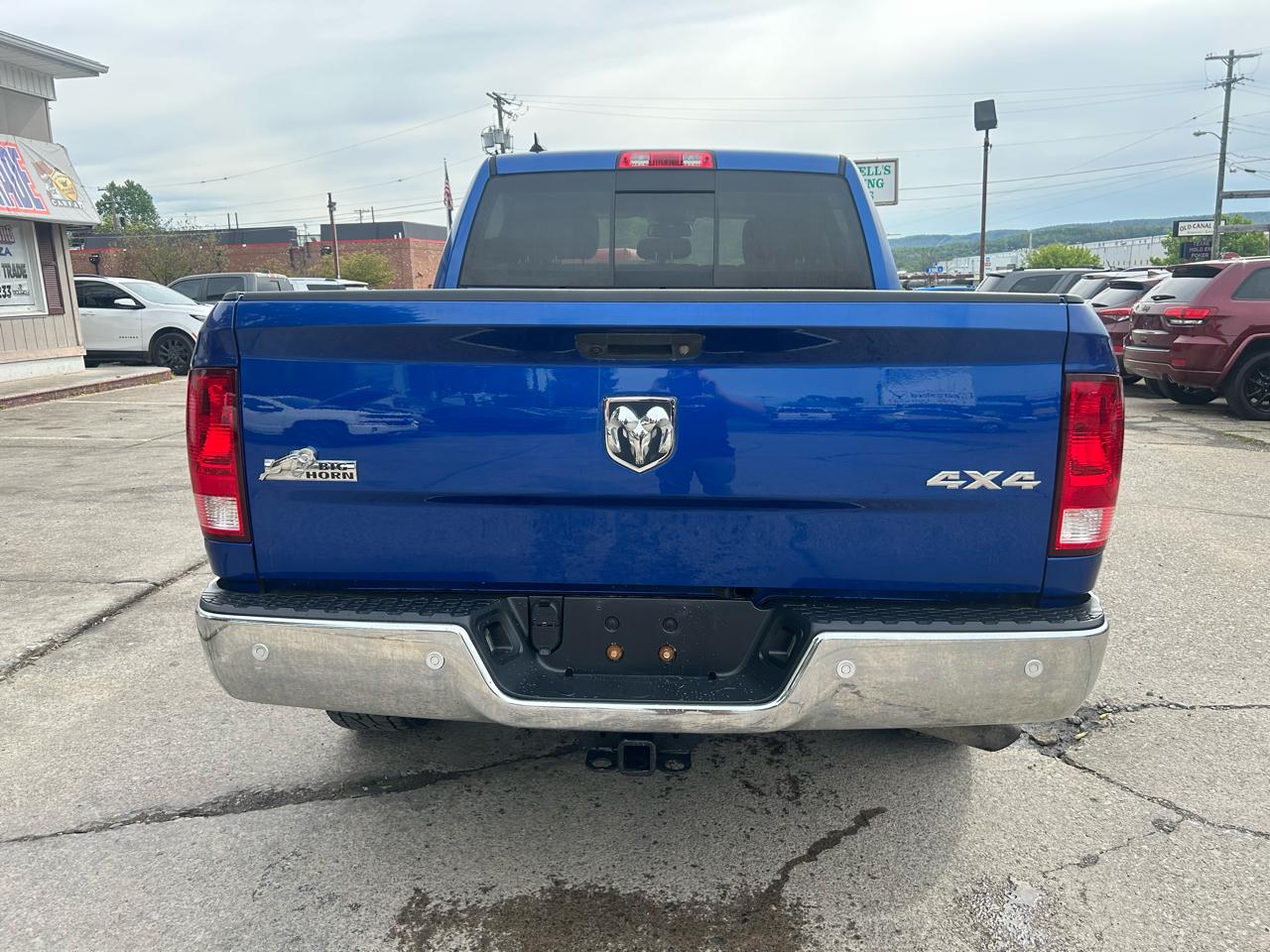 RAM 1500 SLT Crew Cab SWB 4WD 2018